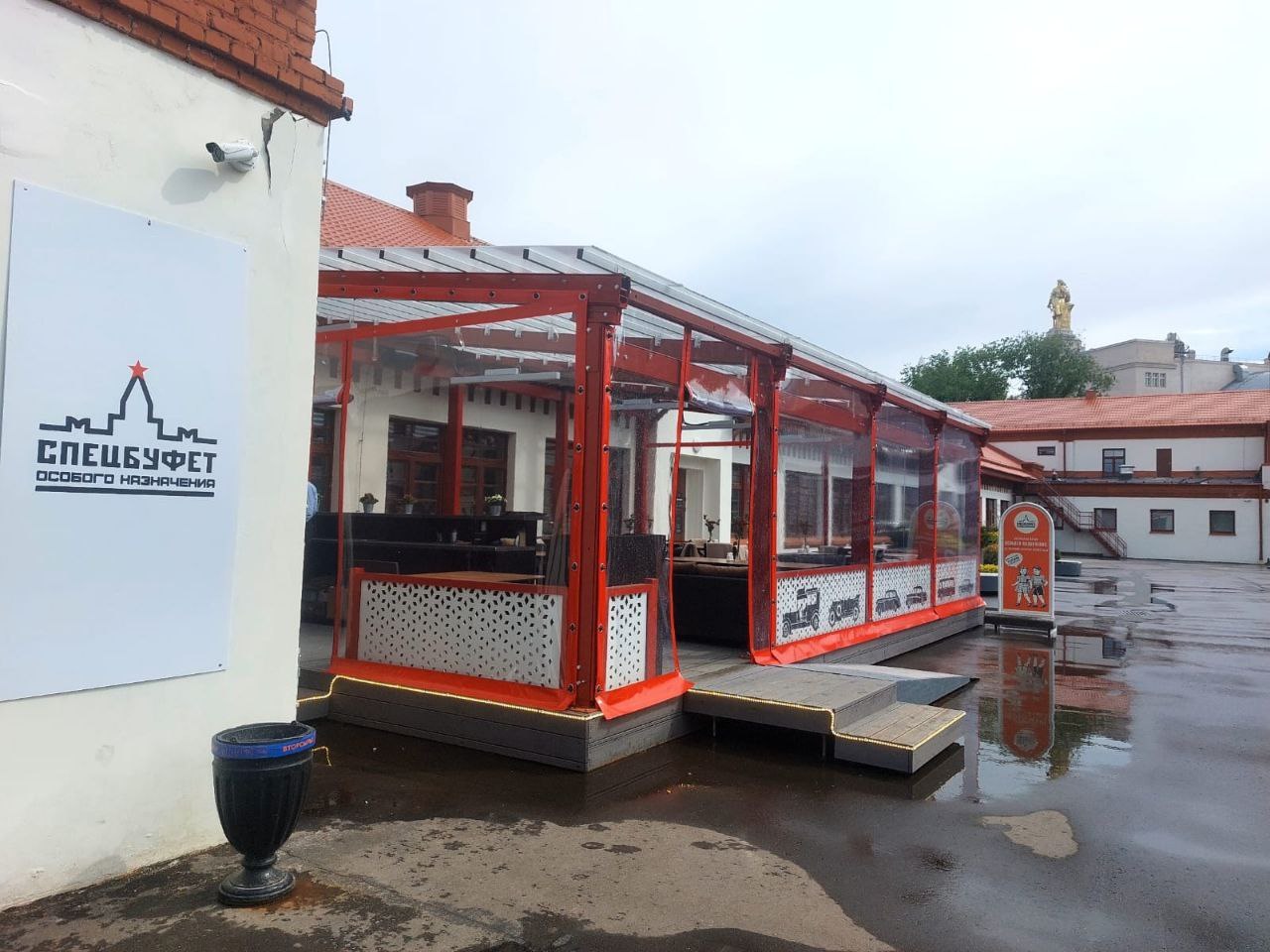 ПВХ шторы для летней террасы кафе в Медыни